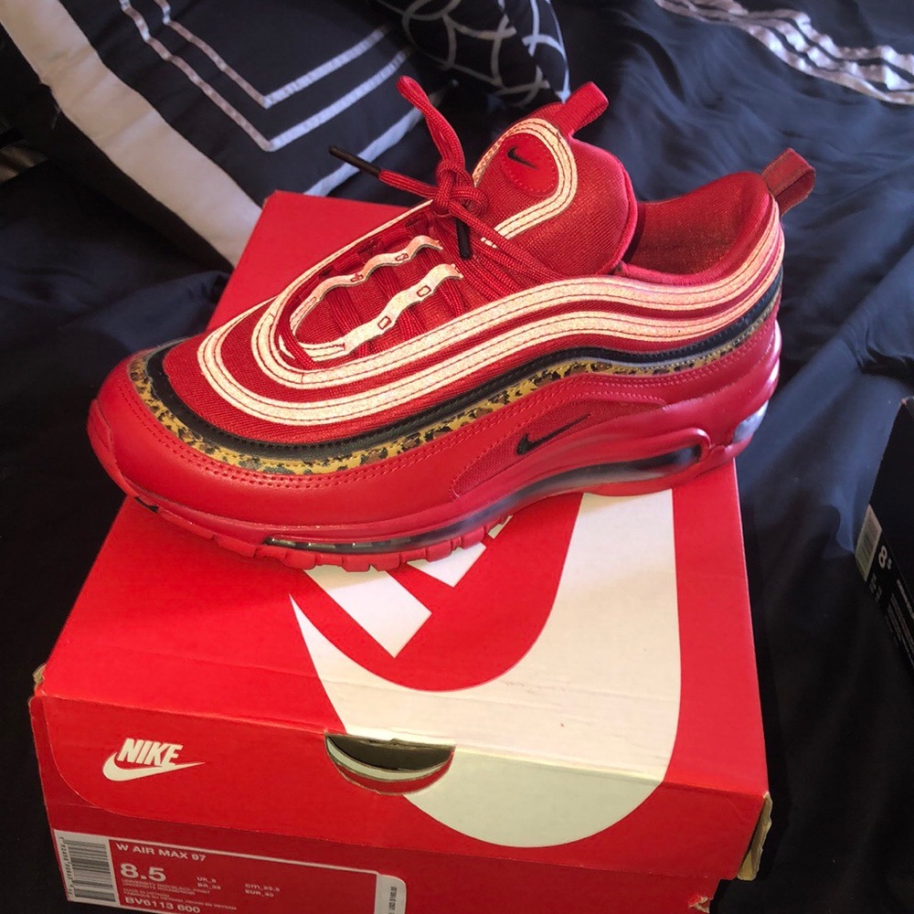 Brand new Nike air max special edition ..